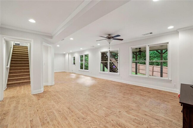 Building Photo - 2585 Drew Valley Rd NE