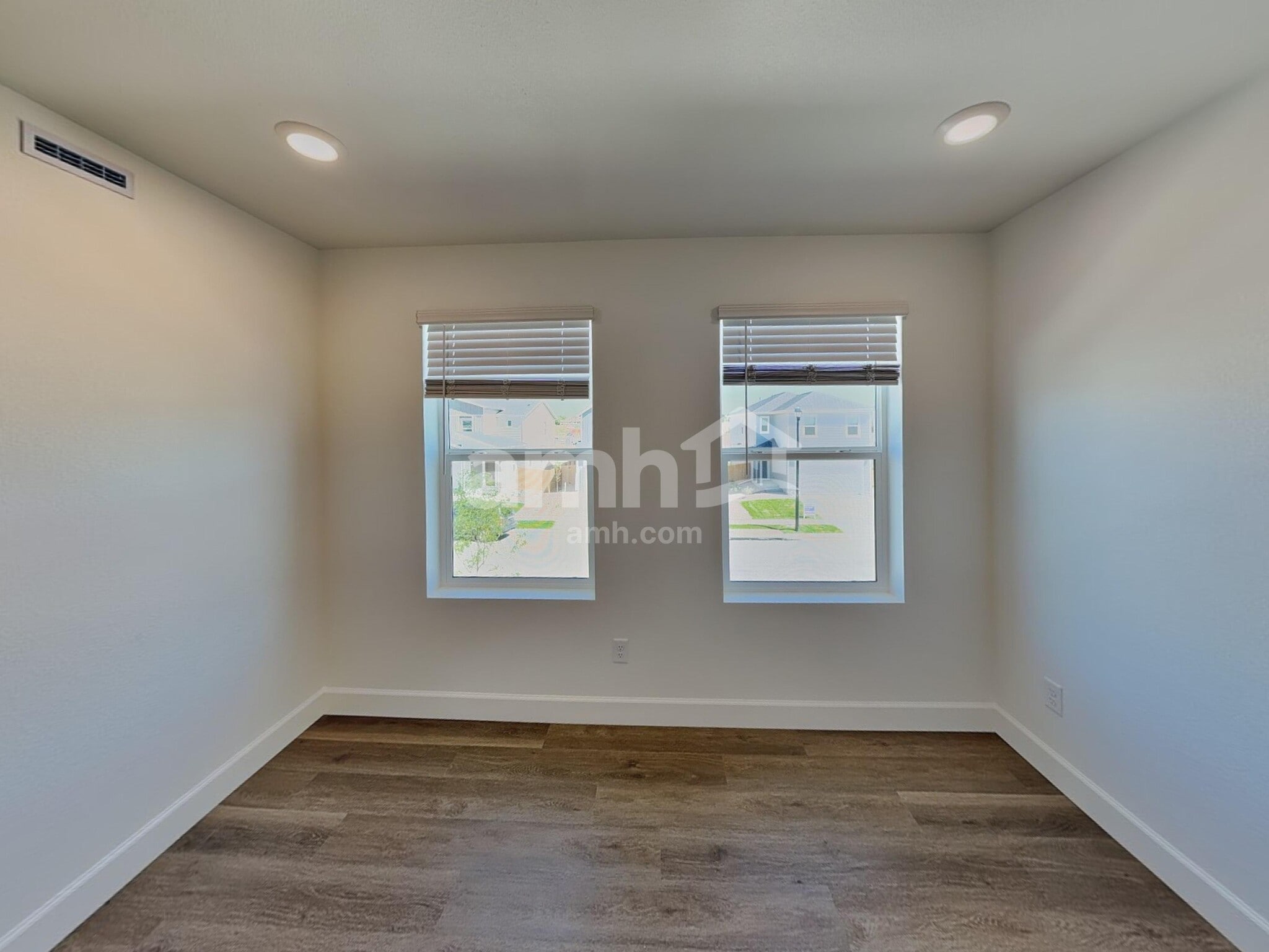 Building Photo - 10071 Potomac St