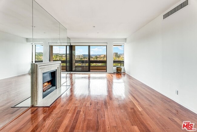 Building Photo - 10551 Wilshire Blvd