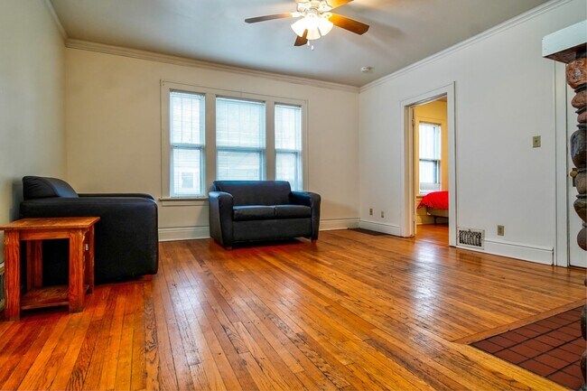Building Photo - 212-214 N. Blount St.