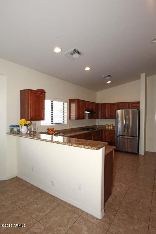 Building Photo - 8908 N 15th Ln