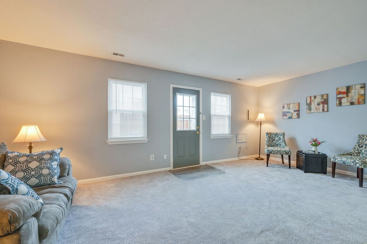 Building Photo - 1404 Wendfield Dr