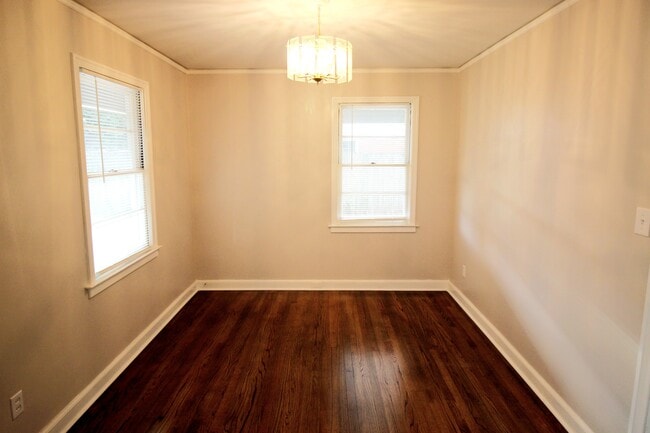 Building Photo - 3739 Honeysuckle Ct