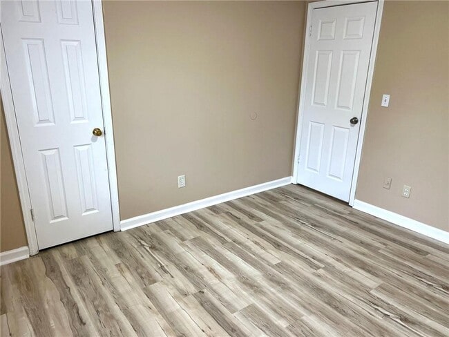 Building Photo - 2868 Rocky Pointe Way