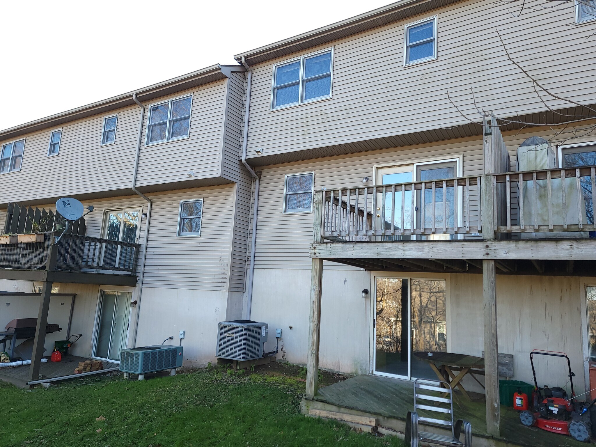 Building Photo - 46 Ironstone Dr