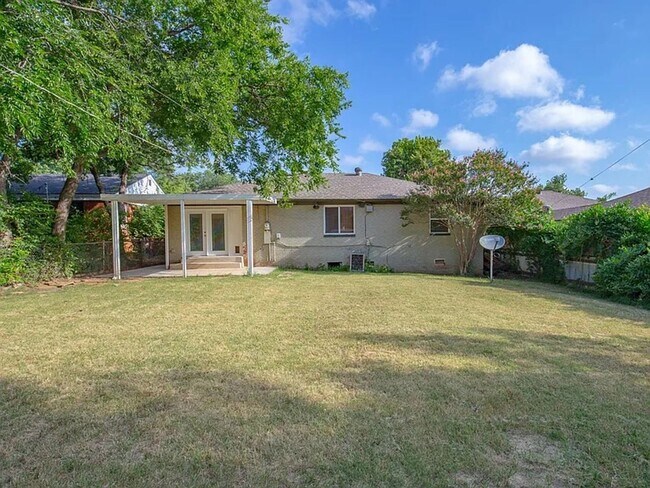 Building Photo - 2804 NW 48th St. OKC