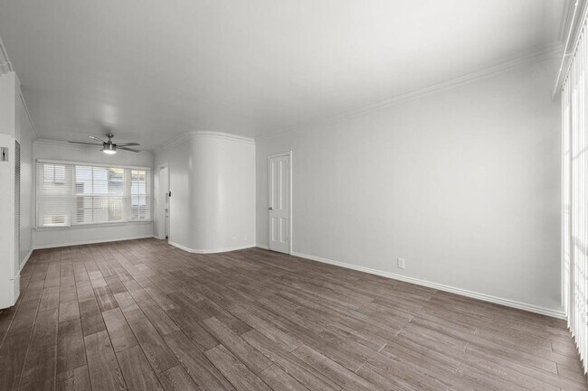 Building Photo - 4195 Leimert Blvd