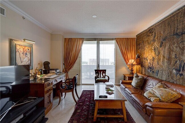 Building Photo - 3200 N Ocean Blvd