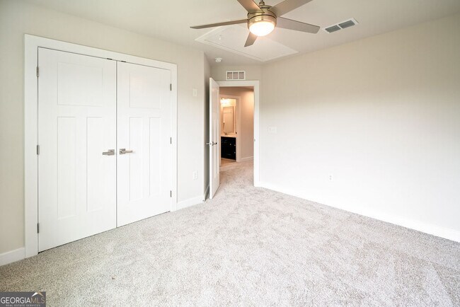 Building Photo - 105 Arborvale Dr