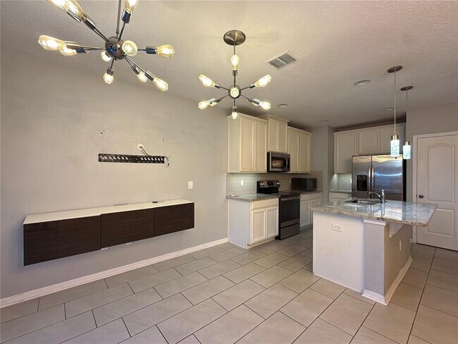Building Photo - 1031 Flowing Tide Dr