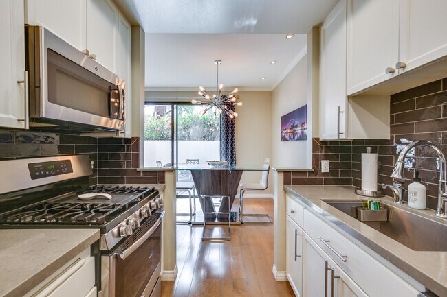 Building Photo - 701 Kettner Blvd