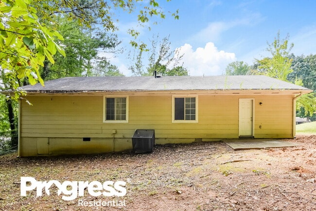 Building Photo - 5162 Pineland Pl