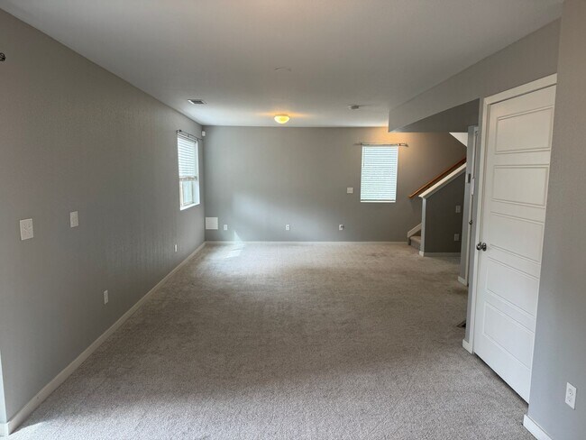 Building Photo - Unique 3-Bedroom Home in Banning Lewis Ranch!