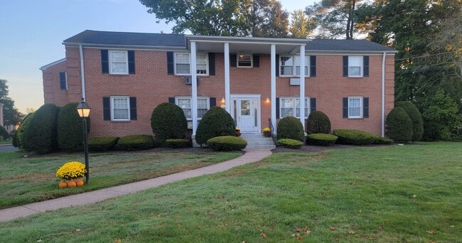 Primary Photo - 12 Brewster Rd