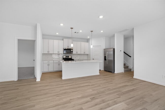 Building Photo - 17882 Stone Ter Ct