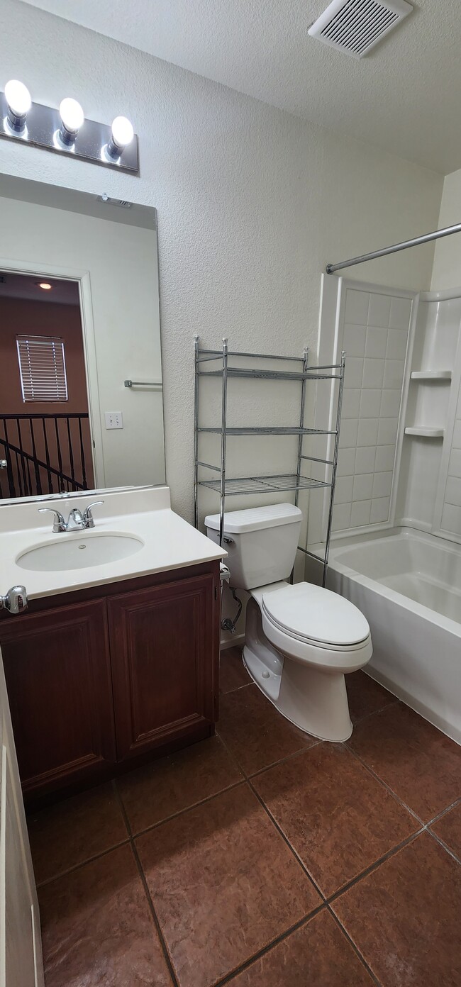 Building Photo - 6250 W Arby Ave