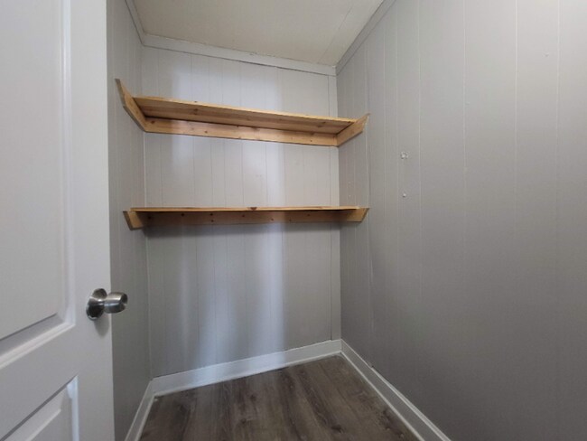 Building Photo - 7634 S Drexel Ave