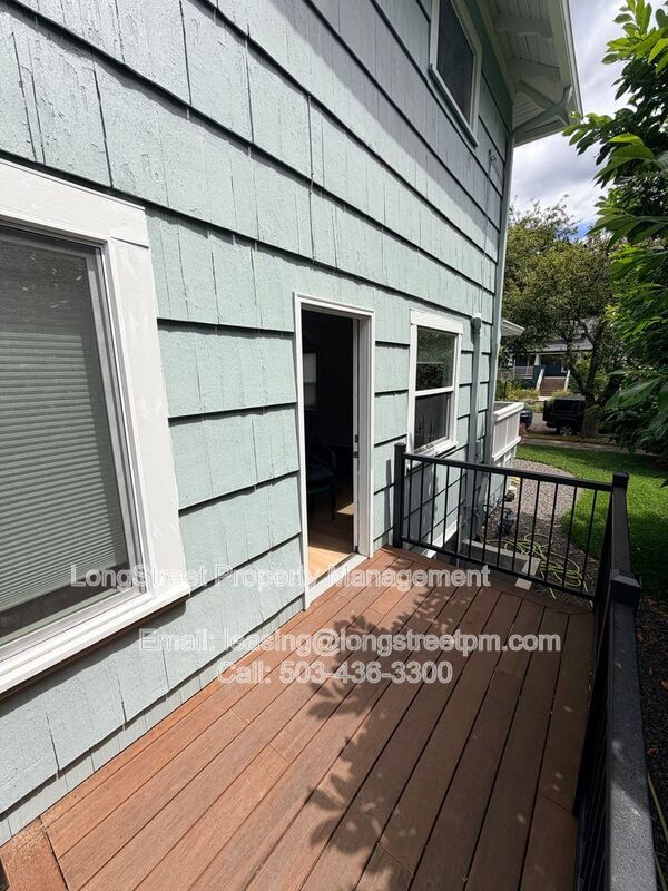 Building Photo - 1749 SE 46th Ave