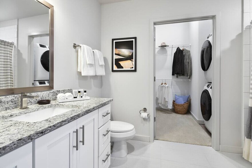 Building Photo - 516 Lea Ave