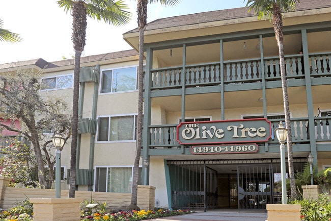 The Olive Tree Apartments Van Nuys Ca Apartment Finder