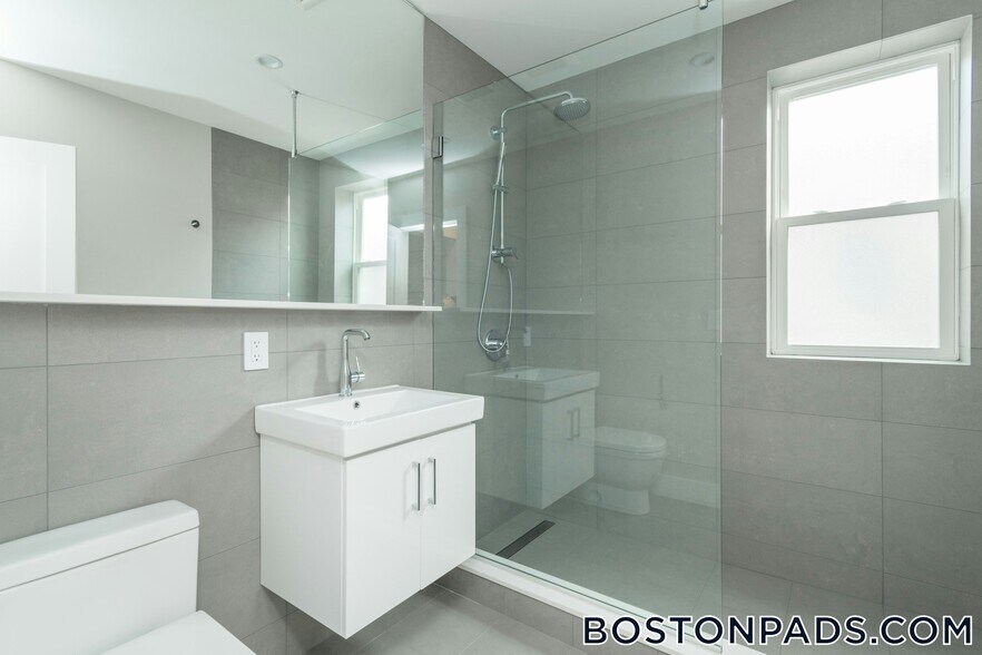 Building Photo - 35 South St