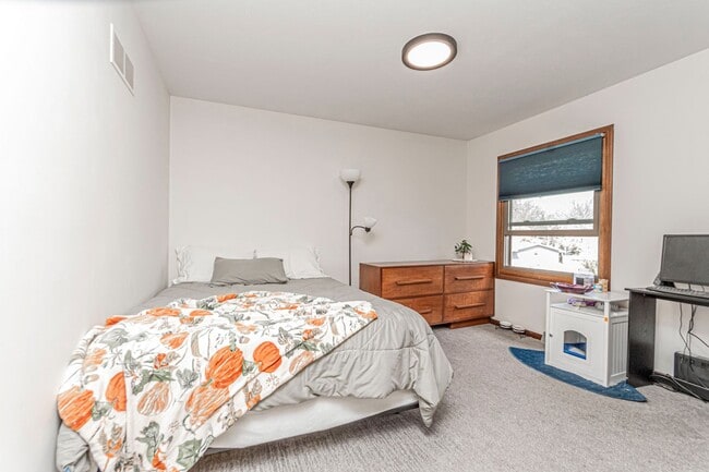 Building Photo - Please View 3D Virtual Walk-Through Before Scheduling a Showing