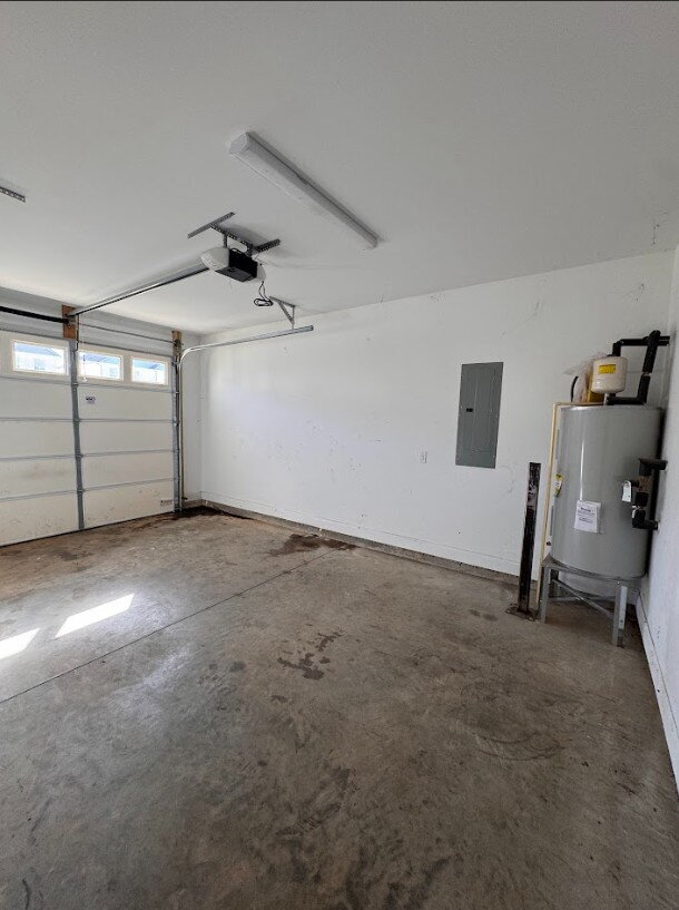 Building Photo - Inquire today on how to get FREE RENT!