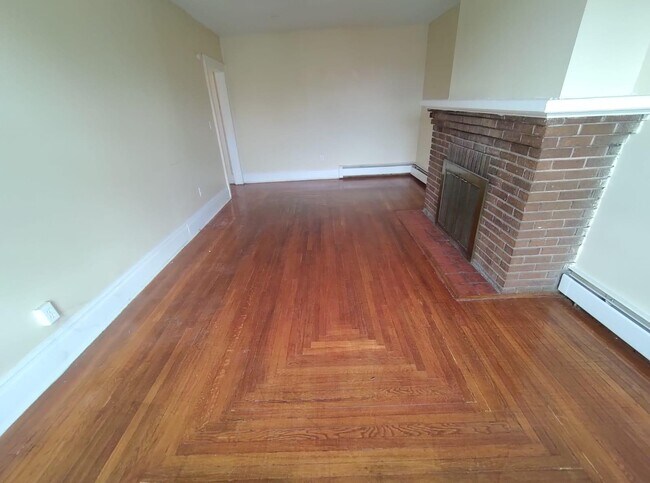 Building Photo - 36 Derby Ave