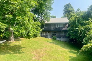 Building Photo - 2103 Pender Ave