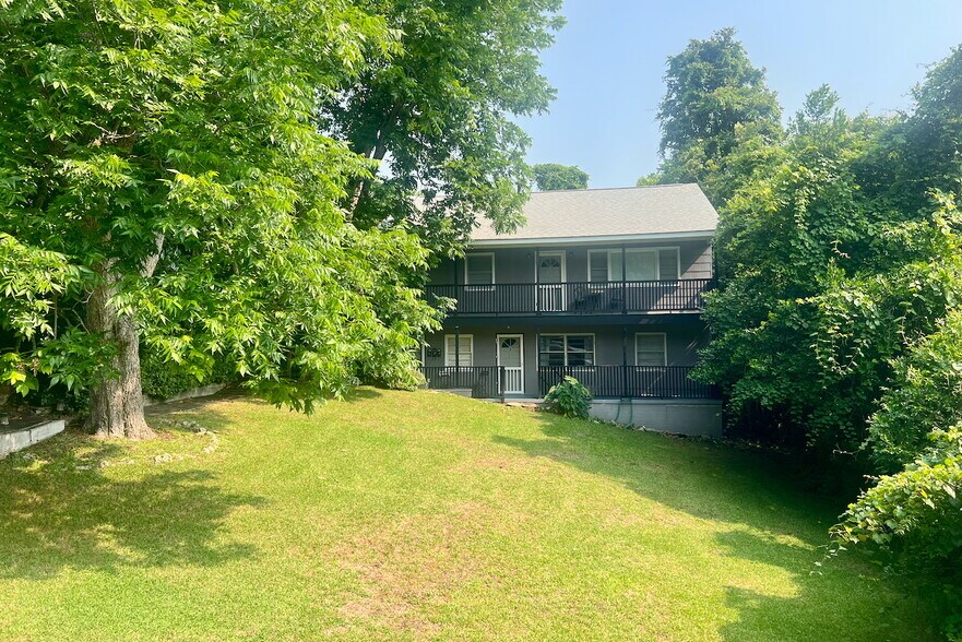 Primary Photo - 2103 Pender Ave