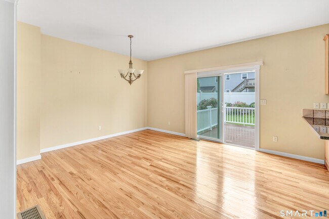 Building Photo - 36 Pawtucket Ave