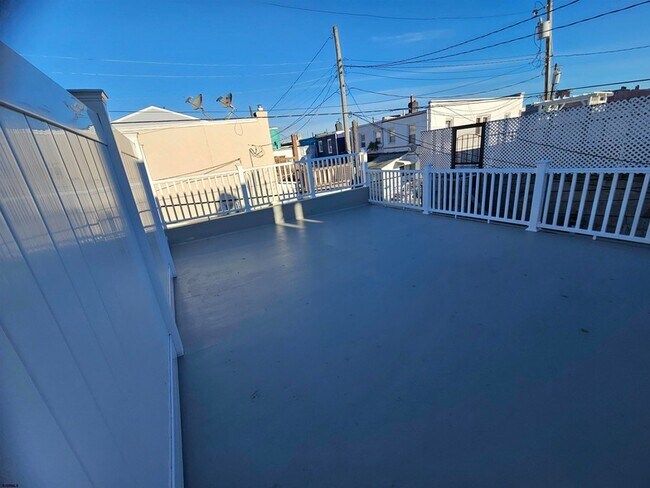 Building Photo - 4009 Ventnor Ave