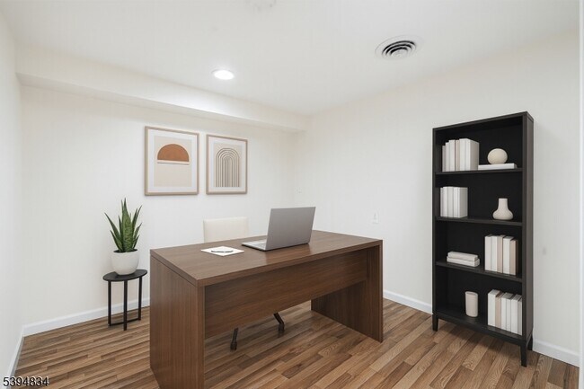 Building Photo - 76 Mt Kemble Ave