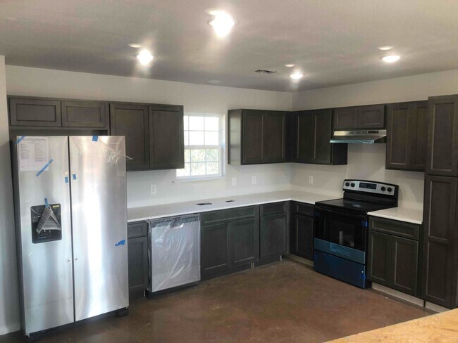 Building Photo - 88 Rustic Ln