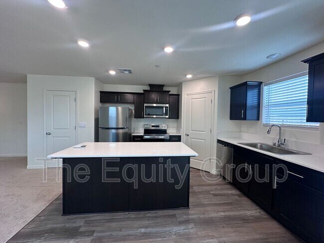 Building Photo - 1167 Billingsley St