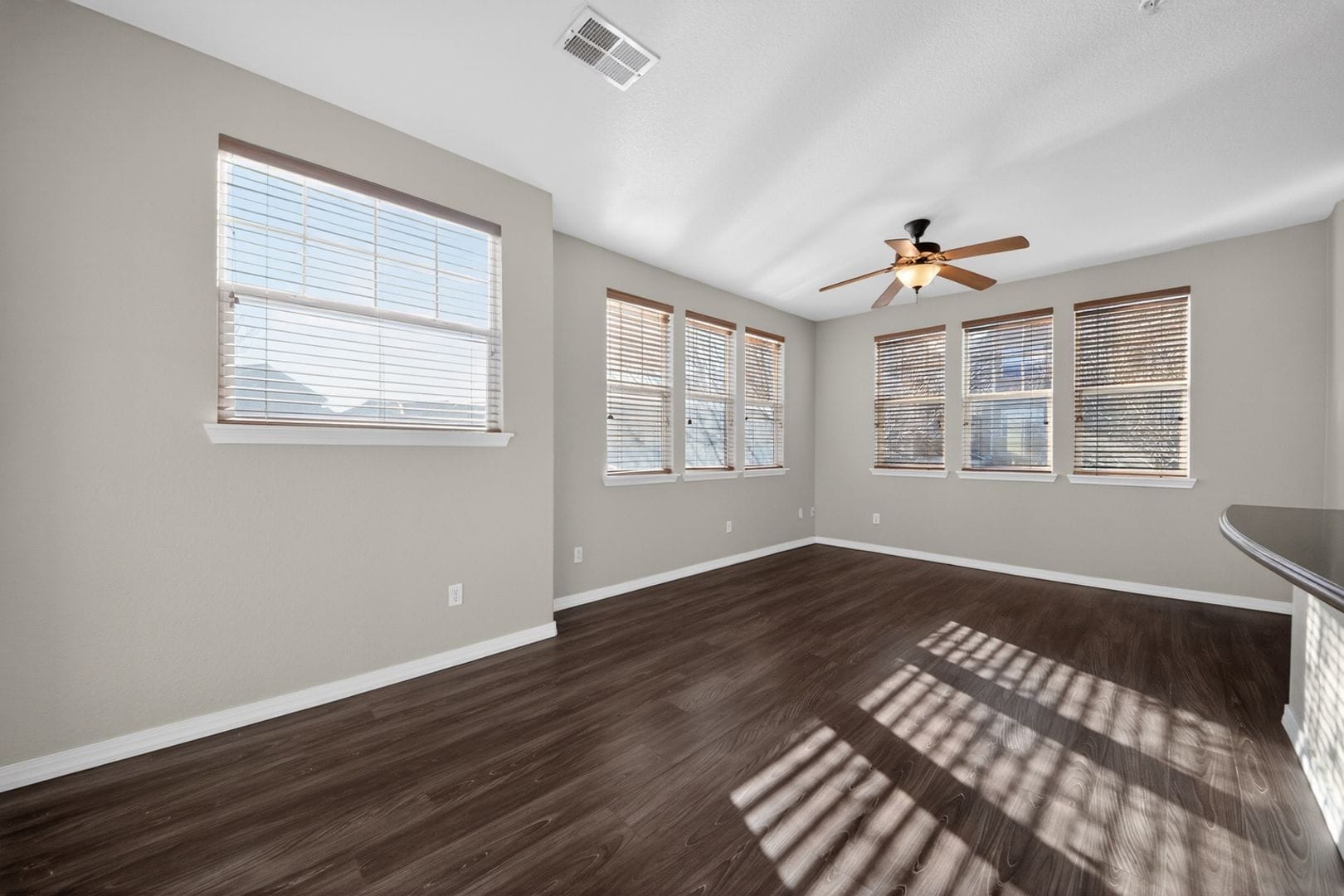 Building Photo - 15455 Canyon Rim Dr