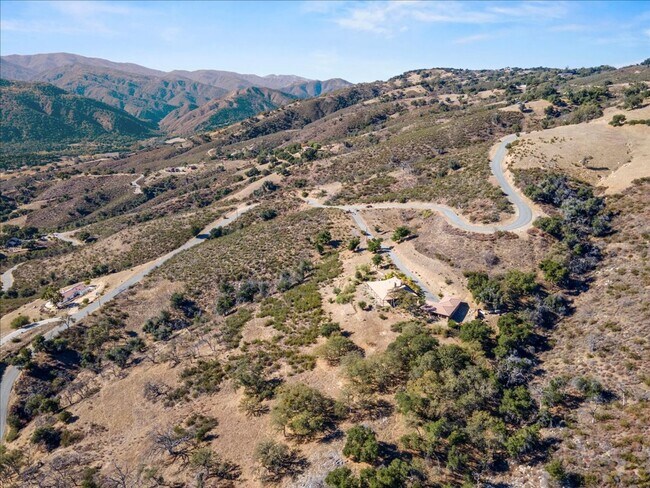 Building Photo - Re-built Cachagua Tuscan Retreat