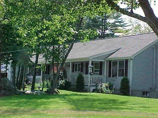Building Photo - 192 Lower Schofield Ave