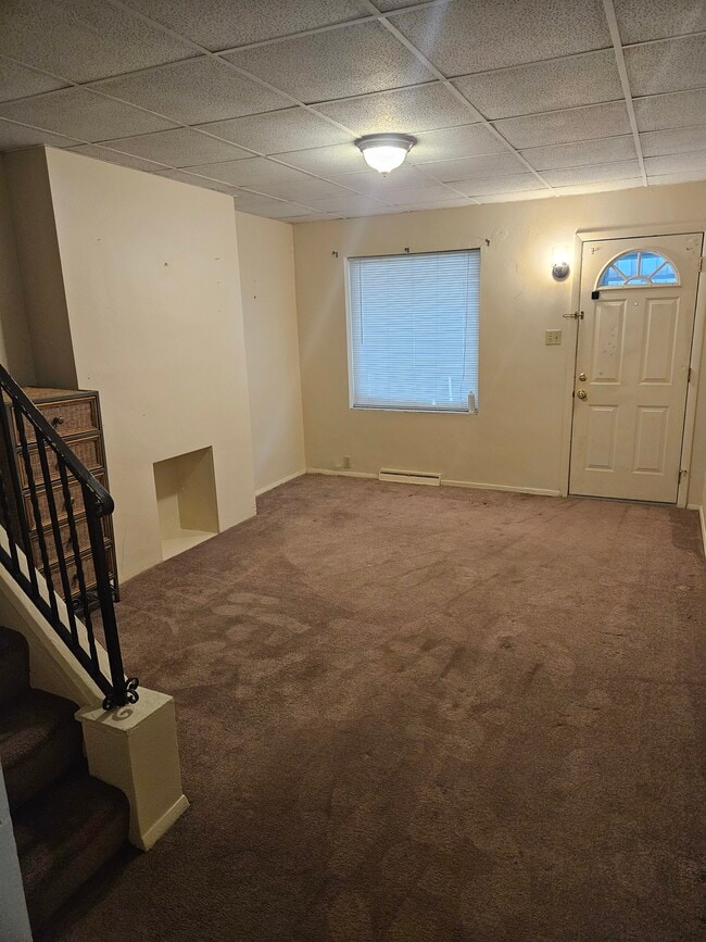 Building Photo - 430 Venture St