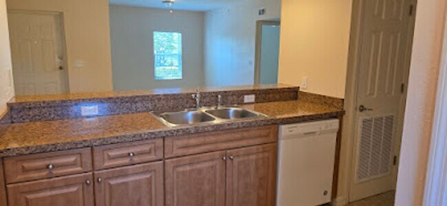 Building Photo - 26172 Explorer Rd