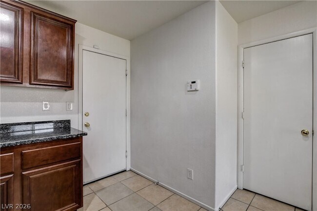 Building Photo - 5308 Fireside Ranch Ave