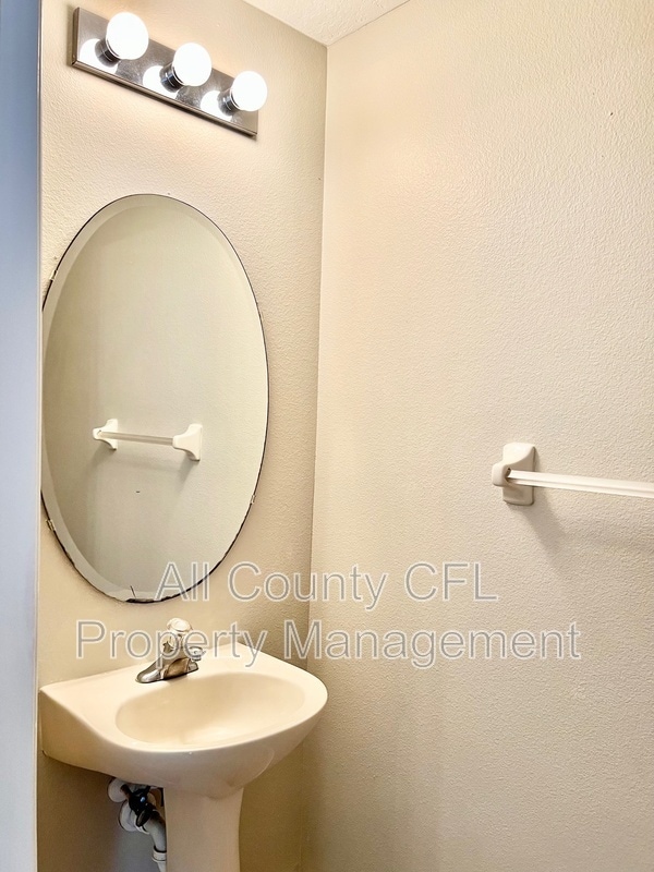 Building Photo - 12973 Lexington Summit St