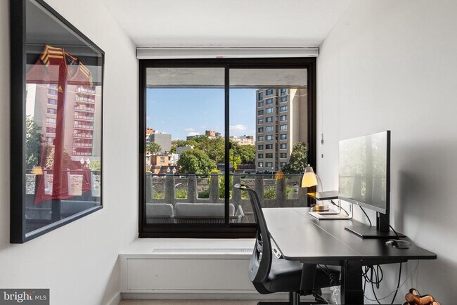 Building Photo - 2510 Virginia Ave NW