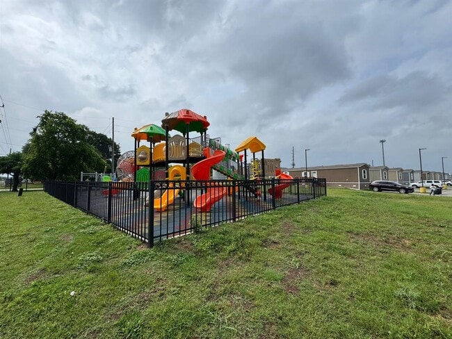 Building Photo - 5439 FM 762 Rd