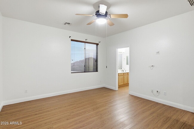 Building Photo - 6206 W Buckhorn Trail