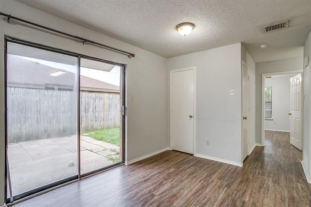 Building Photo - 926 Irene St