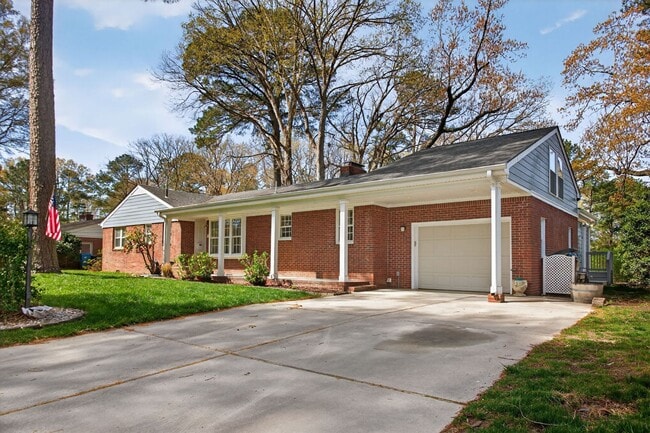 Building Photo - 513 Chesopeian Trail