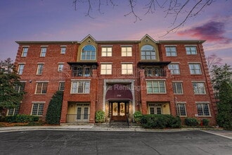 Building Photo - 1735 Peachtree St NW