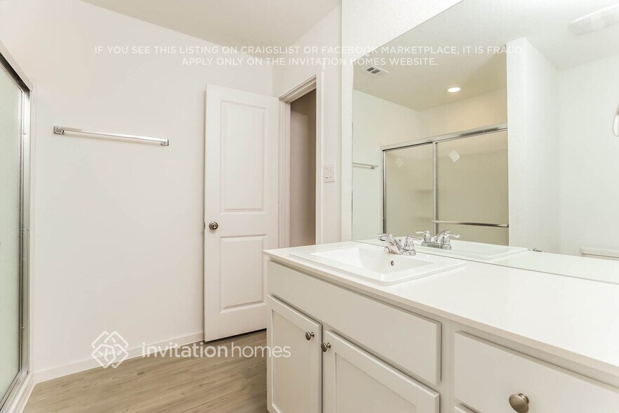 Building Photo - 3402 Perlach Dr