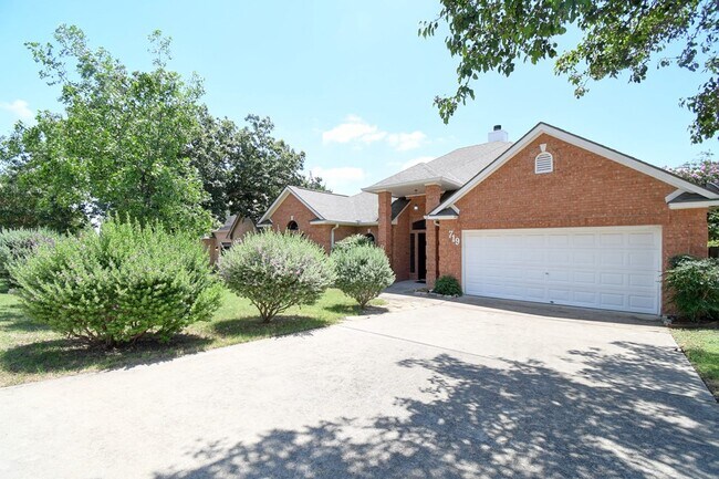 Building Photo - 719 Oak Hollow Dr